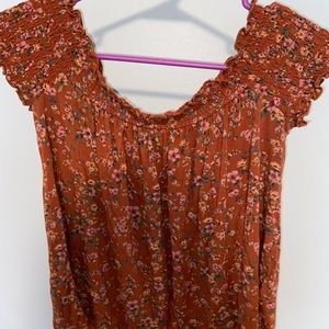 American Eagle off the shoulder shirt